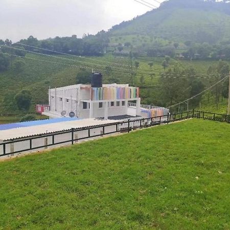 Hotel Hill Park à Ooty Extérieur photo