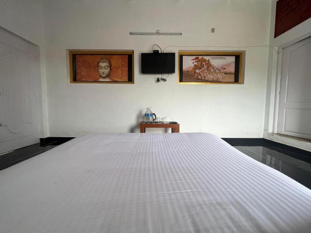 Hotel Hill Park à Ooty Extérieur photo